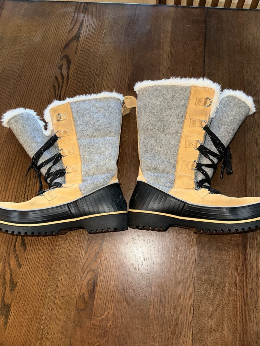 Sorel Tivoli High II Suede Gray Beige Winter Lace-Up Boots size 10.5 - Picture 5 of 10